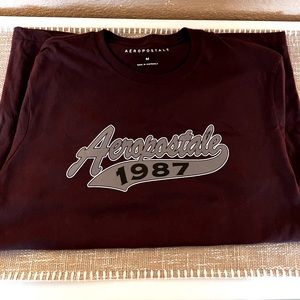 Aeropostale T-Shirt Medium
